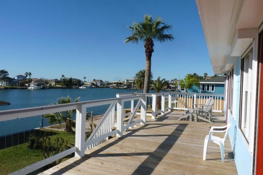 Paradise Lagoon*Bayhouse Fishing*Beach*Dogfriendly غالفيستون، تكساس المظهر الخارجي الصورة